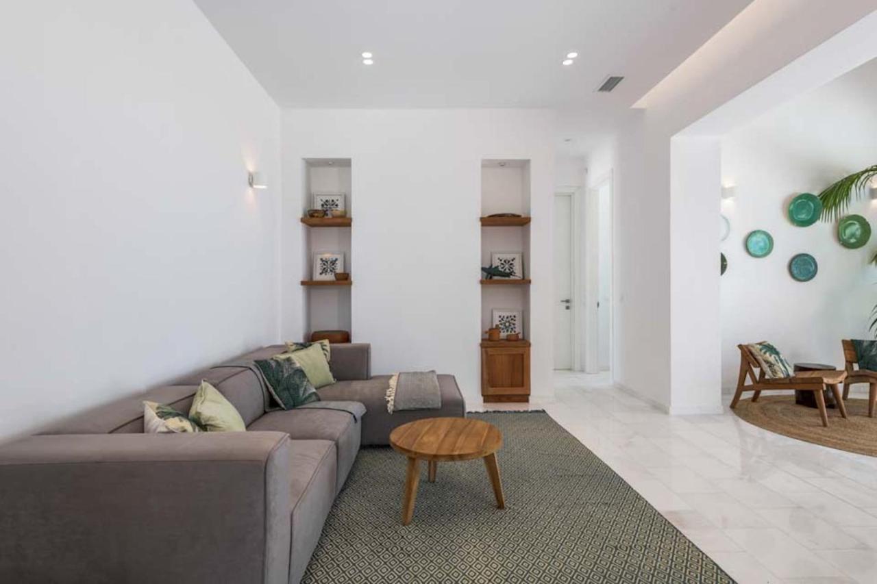 Seashore Beachfront Villa لاخنيا المظهر الخارجي الصورة